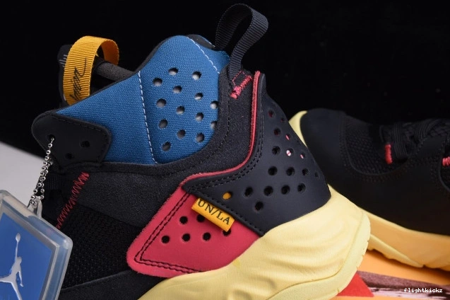 LA UNION 'OFF JORDAN DA1951-001 MID X DELTA NOIR' 1110